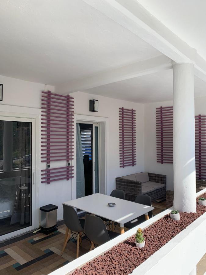 Hotel Le Petit Randonneur ซีลาโอส ภายนอก รูปภาพ
